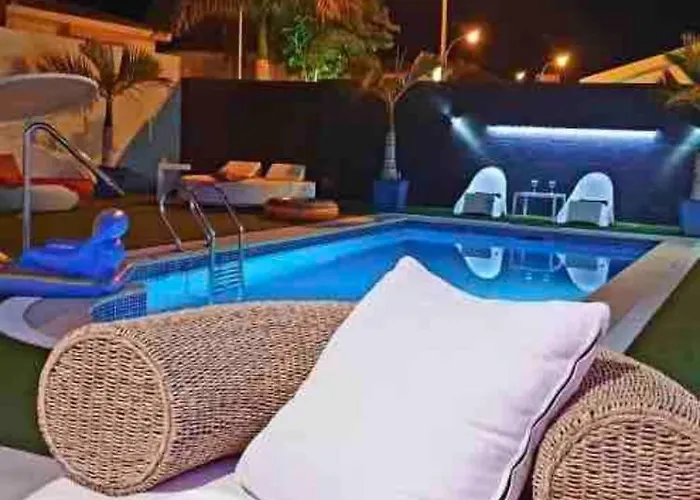 Olivia Holidayhouse Villa *